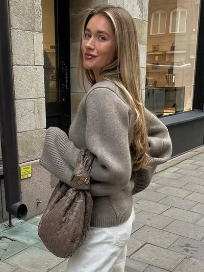 Gitana - Grijze Gebreide V-Hals Geribbelde Manchet Vrouwen Vest Lange Rechte Mouw Enkele Rij Knopen Zachte Trui Herfst Chique Casual Gebreide Kleding